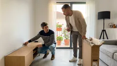 Comprar TV em promoção sem arrependimentos: painel, sistema Smart e prestações que fazem a diferença